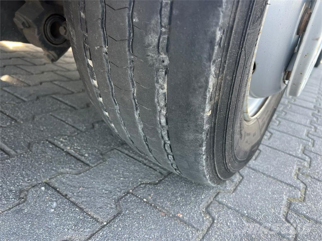Mercedes-Benz ATEGO 1227 2021! LIFT 1.HAND WECHSELBRÜCKE WECHSEL Priekabos su tentu