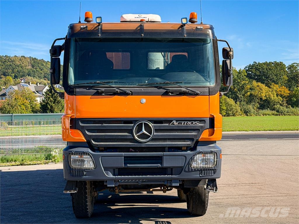 Mercedes-Benz Actros 4144 * KIPPER 8x8 * Top Zustand! Sklápače