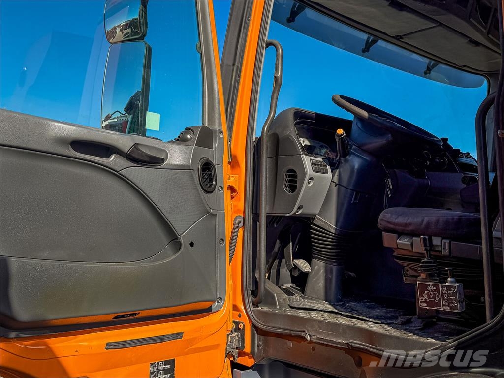 Mercedes-Benz Actros 4144 * KIPPER 8x8 * Top Zustand! Sklápače