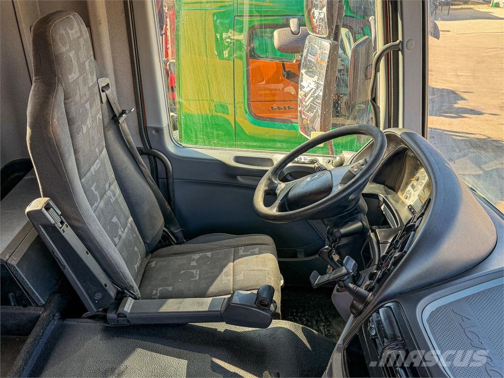 Mercedes-Benz Actros 4144 * KIPPER 8x8 * Top Zustand! Sklápače