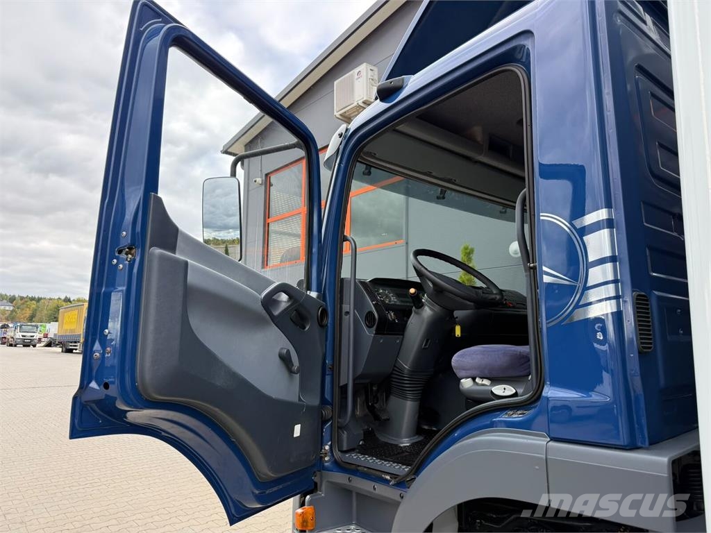 Mercedes-Benz Atego 1223 Dobozos teherautók