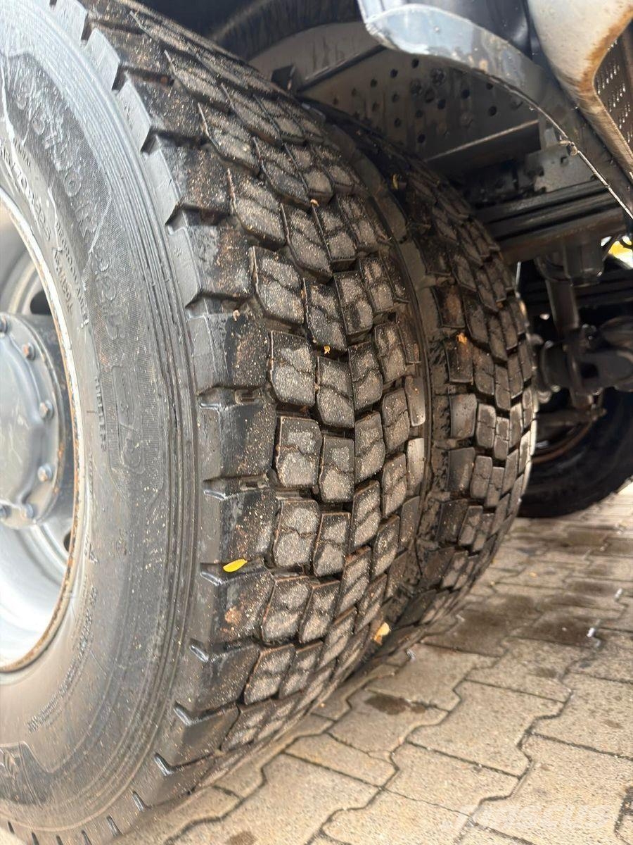 Mercedes-Benz AROCS 1835 Lastbiler med tip