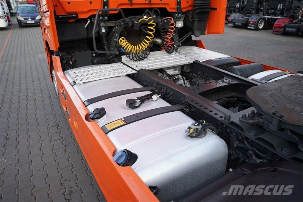 Mercedes-Benz ACTROS L 1848 / SALONKA / STREAM SPACE / OPONY 10 Sattelzugmaschinen