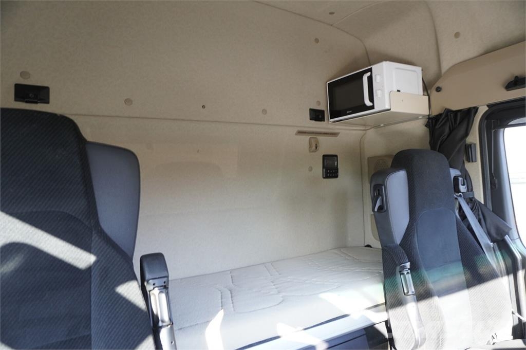Mercedes-Benz Actros L 3552 8x4 / 2023 / NEW TOW TRUCK PLATFORM  مركبات إصلاح الأعطال