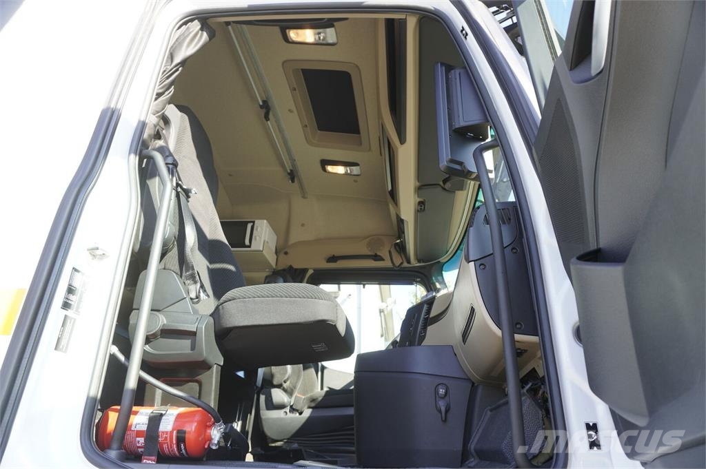Mercedes-Benz Actros L 3552 8x4 / 2023 / NEW TOW TRUCK PLATFORM  مركبات إصلاح الأعطال