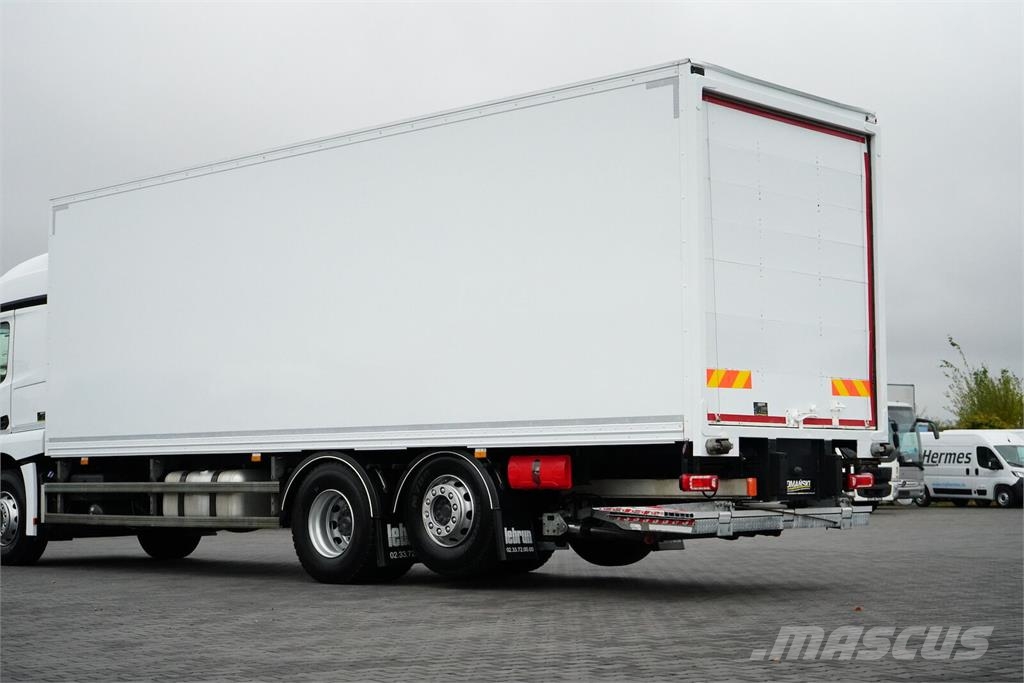 Mercedes-Benz ACTROS / 2543 / E 6 / MP 5 / KONTENER + WINDA / 21 Samochody ciężarowe ze skrzynią zamkniętą
