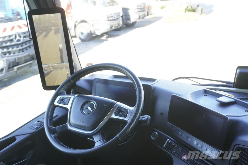 Mercedes-Benz Actros 1835 LS MP5 tractor unit / 150 tho. km / 20 وحدات الجر