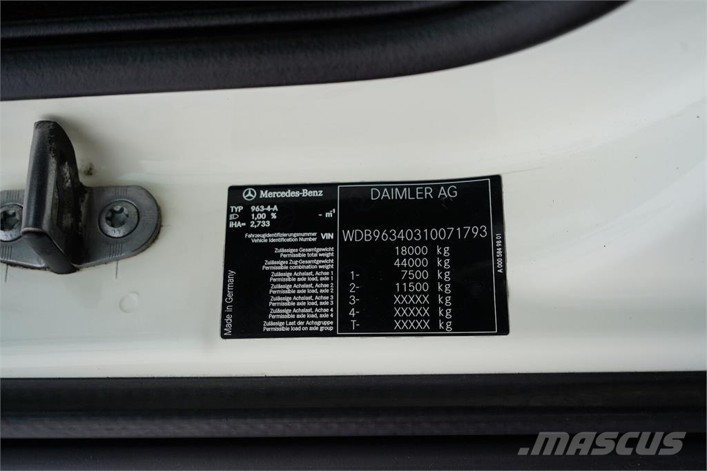 Mercedes-Benz ANTOS / 1843 / ACC / E 6 / PEŁNY ADR / HYDRAULIKA 牵引车