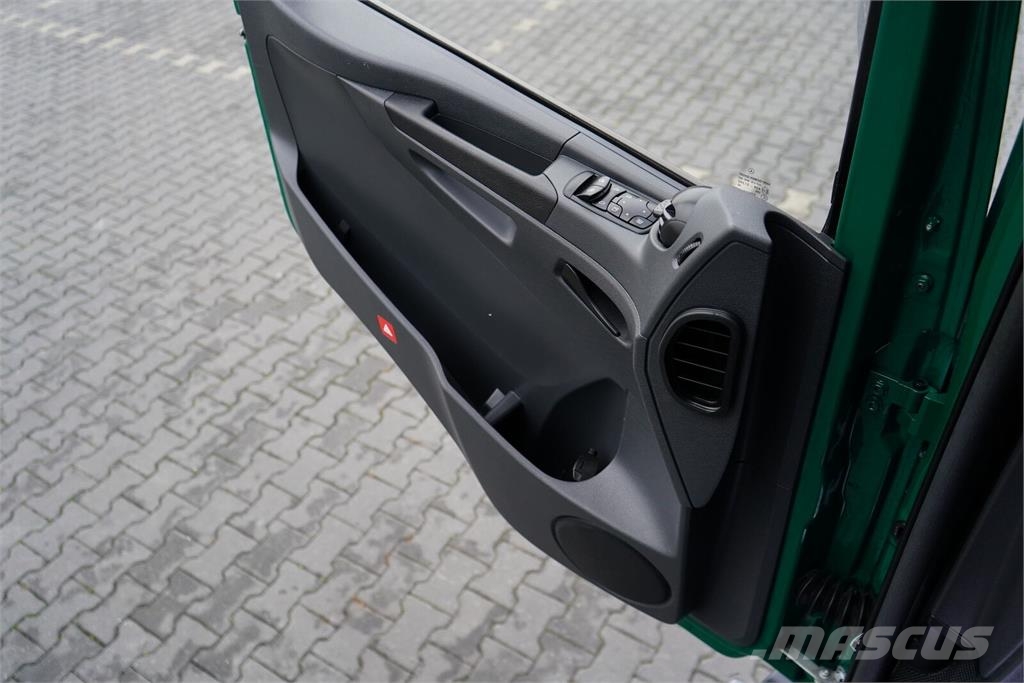 Mercedes-Benz ATEGO / 1524 / E 6 / KONTENER + WINDA / 18 PALET / Furgoonautod