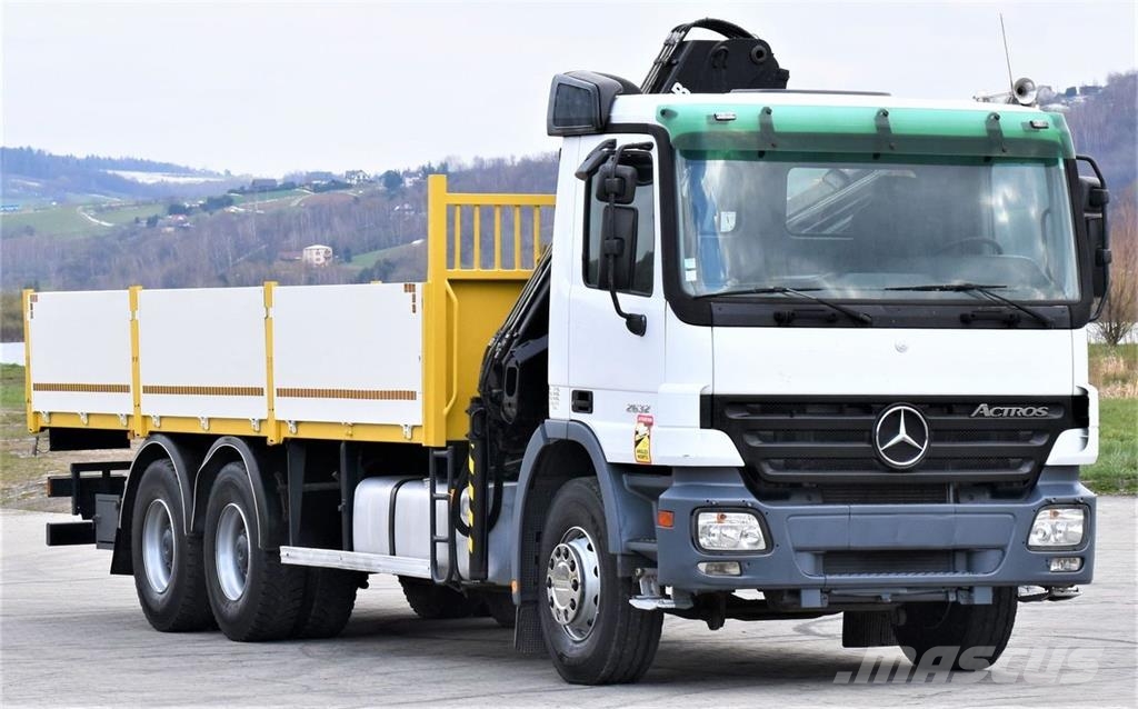 Mercedes-Benz ACTROS 2632 平板栏板货车