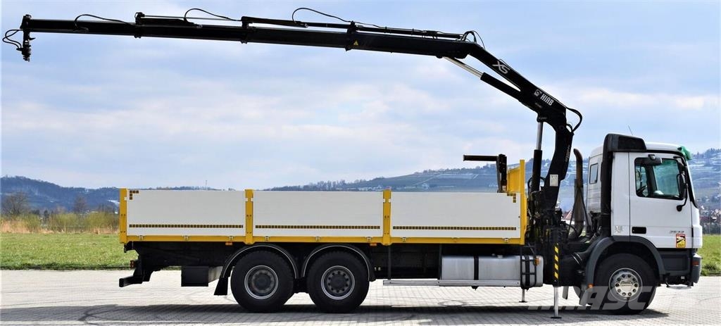 Mercedes-Benz ACTROS 2632 平板栏板货车