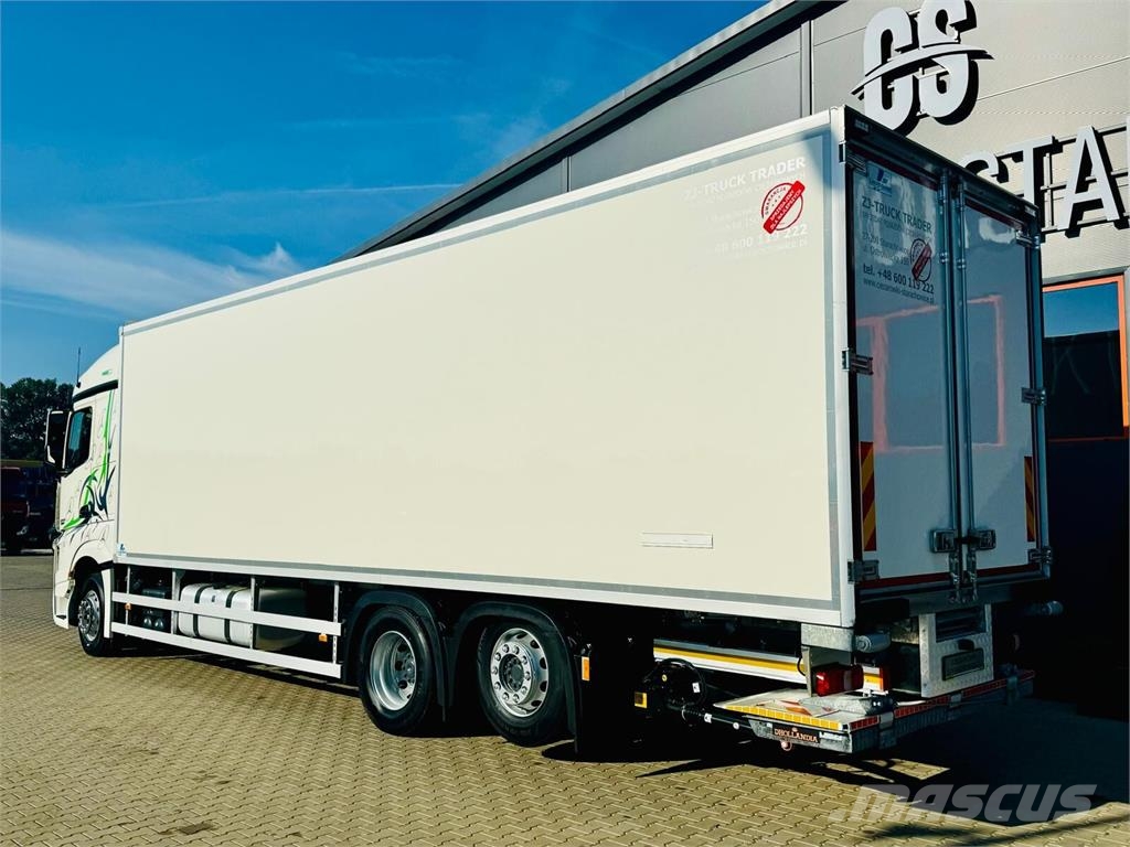 Mercedes-Benz Actros 2542 Temperature controlled trucks