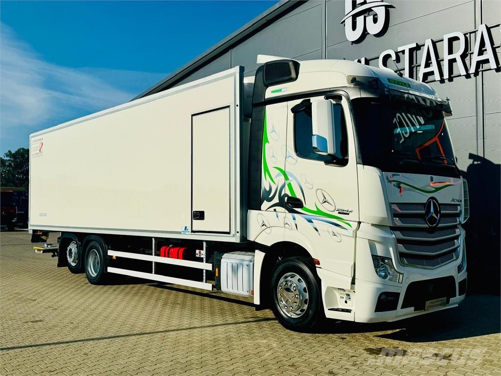 Mercedes-Benz Actros 2542 Temperature controlled trucks