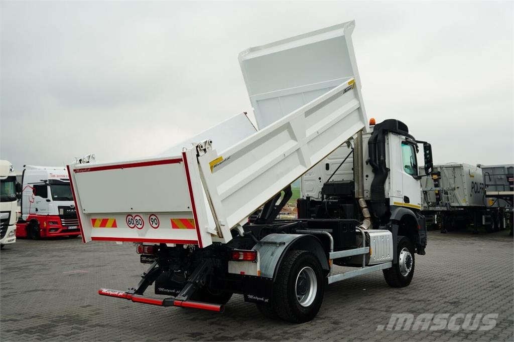 Mercedes-Benz ACTROS 2038 Camiones bañeras basculantes o volquetes