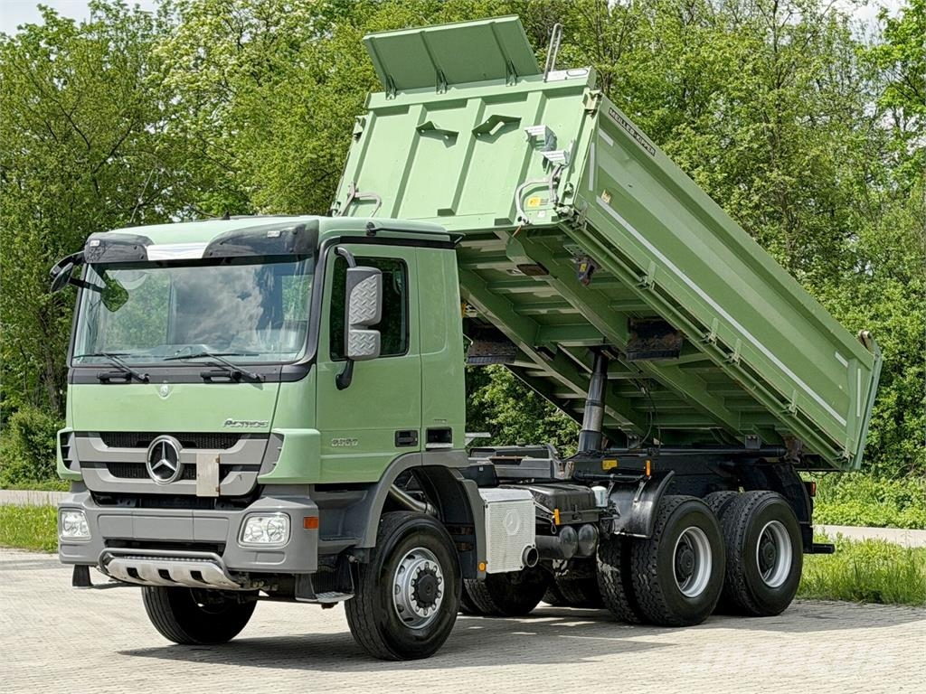 Mercedes-Benz ACTROS 3336 شاحنات قلابة