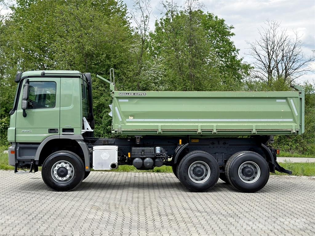 Mercedes-Benz ACTROS 3336 شاحنات قلابة
