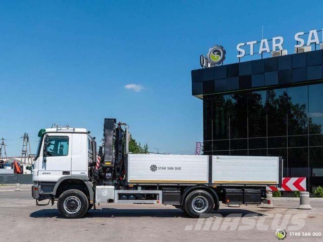 Mercedes-Benz Actrosr2044A 4x4 Hiab 211 EP-5 Crane 平板栏板货车