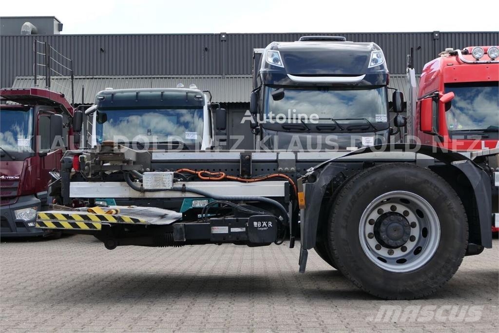 Mercedes-Benz Actros 1840 BDF Container Truck / 2 XL Fuel Tanks  Chasís