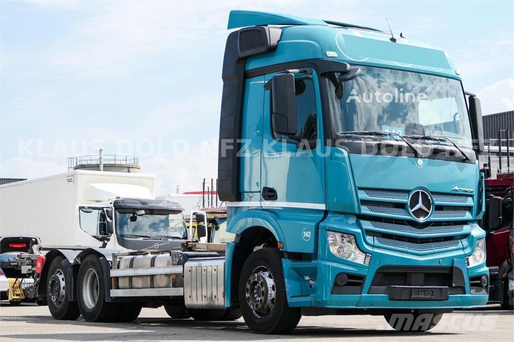 Mercedes-Benz Actros 2543 BDF Container Truck / Lift & Steering  Chasís