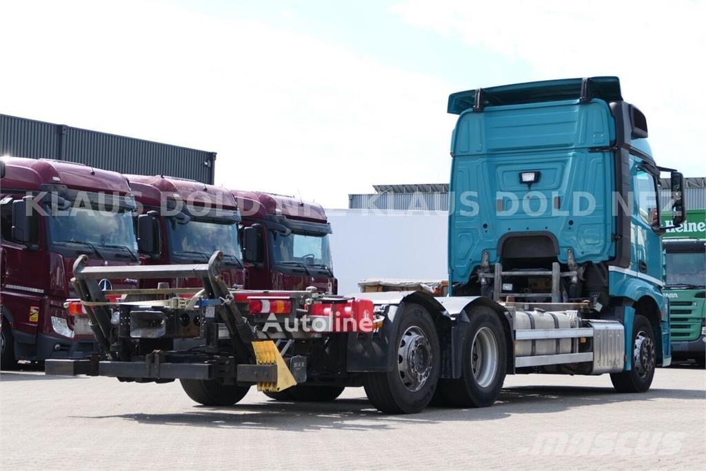 Mercedes-Benz Actros 2543 BDF Container Truck / Lift & Steering  Chasís