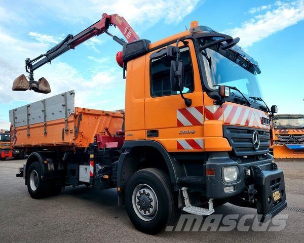 Mercedes-Benz Actros 2036 4x4 HMF 910 Kran Funk Euro5 Kipper