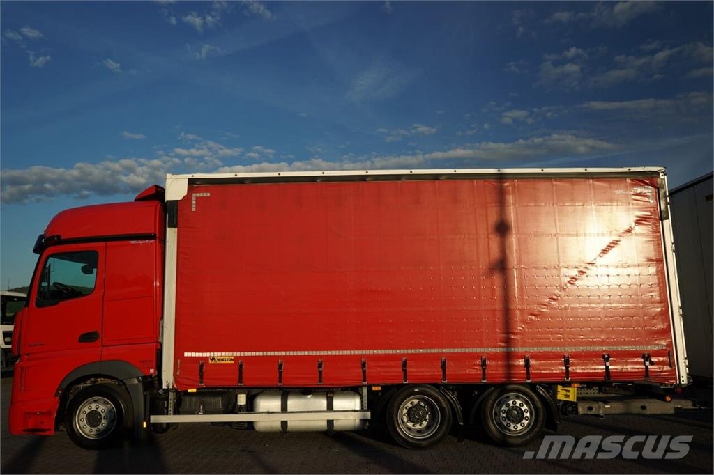 Mercedes-Benz Actros 2545 Camiones de caja de lona