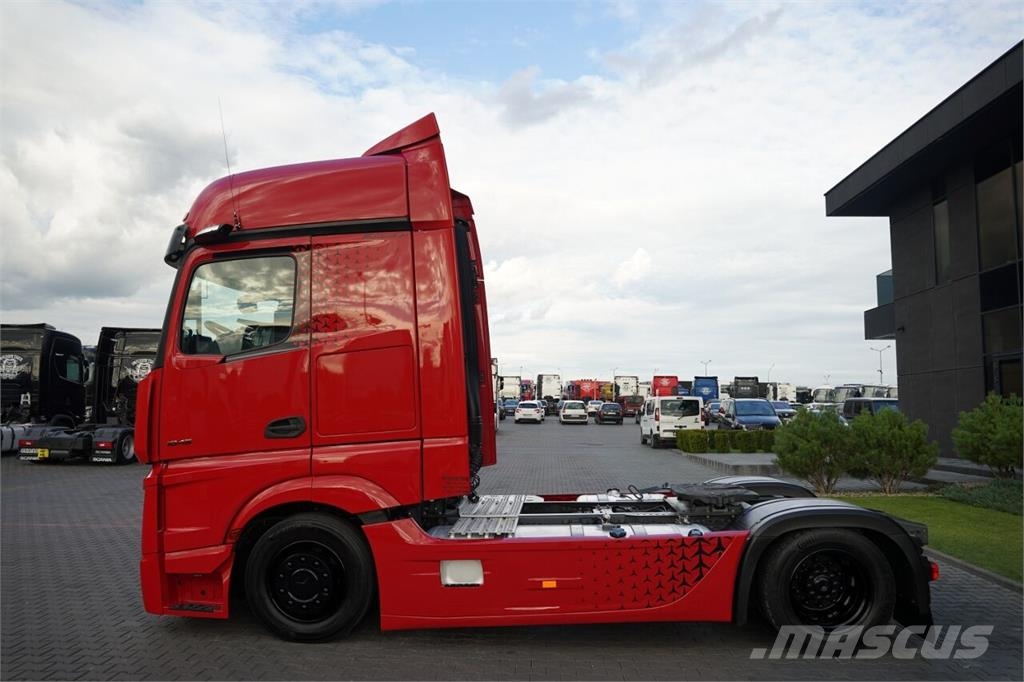 Mercedes-Benz ACTROS 1845 / MEGA / LOW DECK / MP5 / BIG SPACE / Ciągniki siodłowe