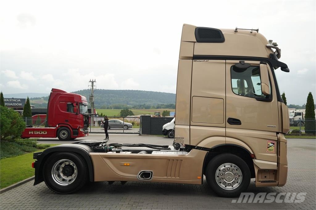 Mercedes-Benz ACTROS 18 53 / BIG SPACE / RETARDER / BOGATE WYPOS Тягачі