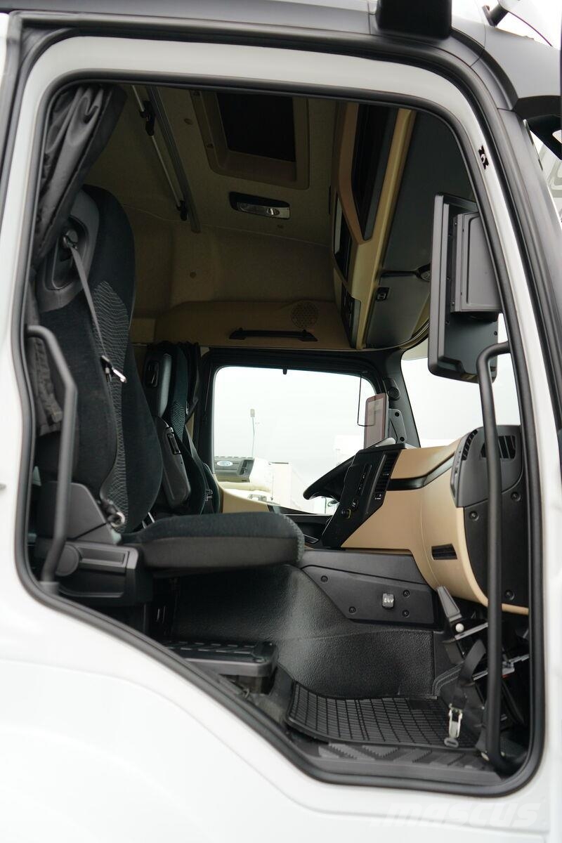Mercedes-Benz ACTROS / 2543 / E 6 / MP 5 / KONTENER + WINDA / 21 Samochody ciężarowe ze skrzynią zamkniętą