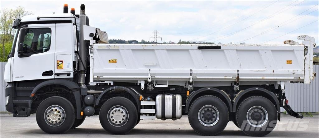 Mercedes-Benz Arocs 3243 Самоскиди