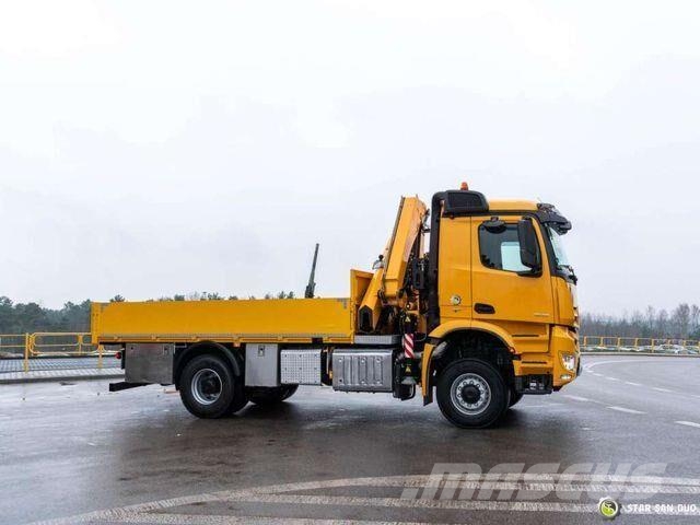 Mercedes-Benz AROCS 1848 4x4 FASSI F255A.2.24.XE-Dynamic Cran 平板栏板货车