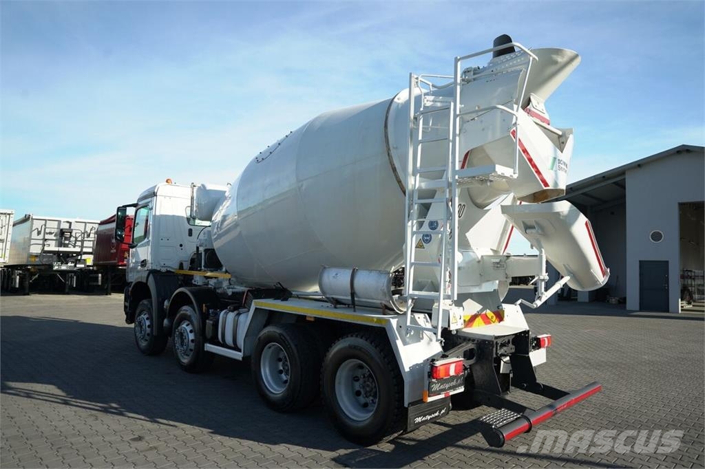 Mercedes-Benz Arocs 3240 Kamioni mikseri za beton