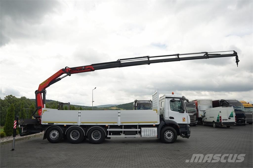 Mercedes-Benz AROCS 3246 / TRIDEM / 8X4 /  SKRZYNIOWY - 7,3 M /  平板栏板货车