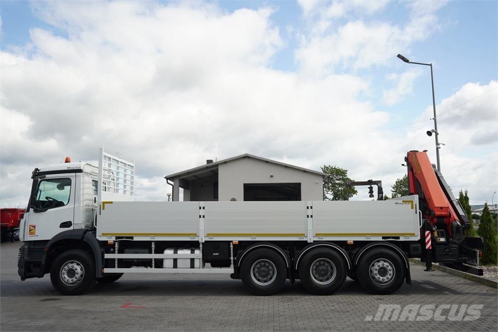 Mercedes-Benz AROCS 3246 / TRIDEM / 8X4 /  SKRZYNIOWY - 7,3 M /  平板栏板货车