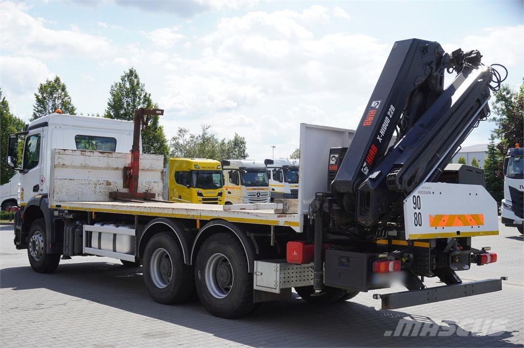 Mercedes-Benz Arocs 2643 6x4 / HIAB X-Hiduo 228 E-4 crane / remo Kraner på larvebånd