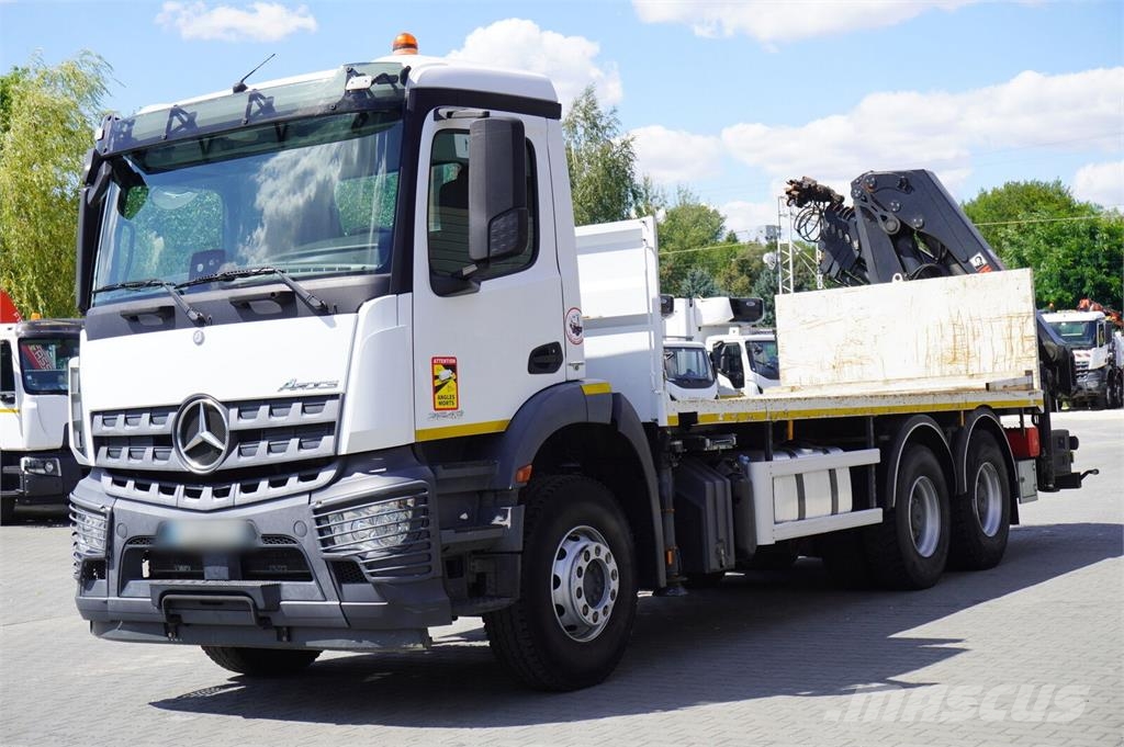 Mercedes-Benz Arocs 2643 6x4 / HIAB X-Hiduo 228 E-4 crane / remo Kraner på larvebånd