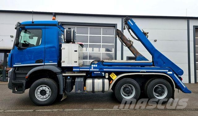 Mercedes-Benz AROCS 3336 Camiones portacubetas