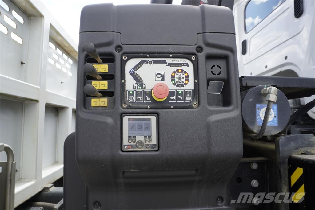 Mercedes-Benz Arocs 1833 4×2 / 50 tho. km! / HIAB X-HIPRO 192 ES رافعات مجنزرة