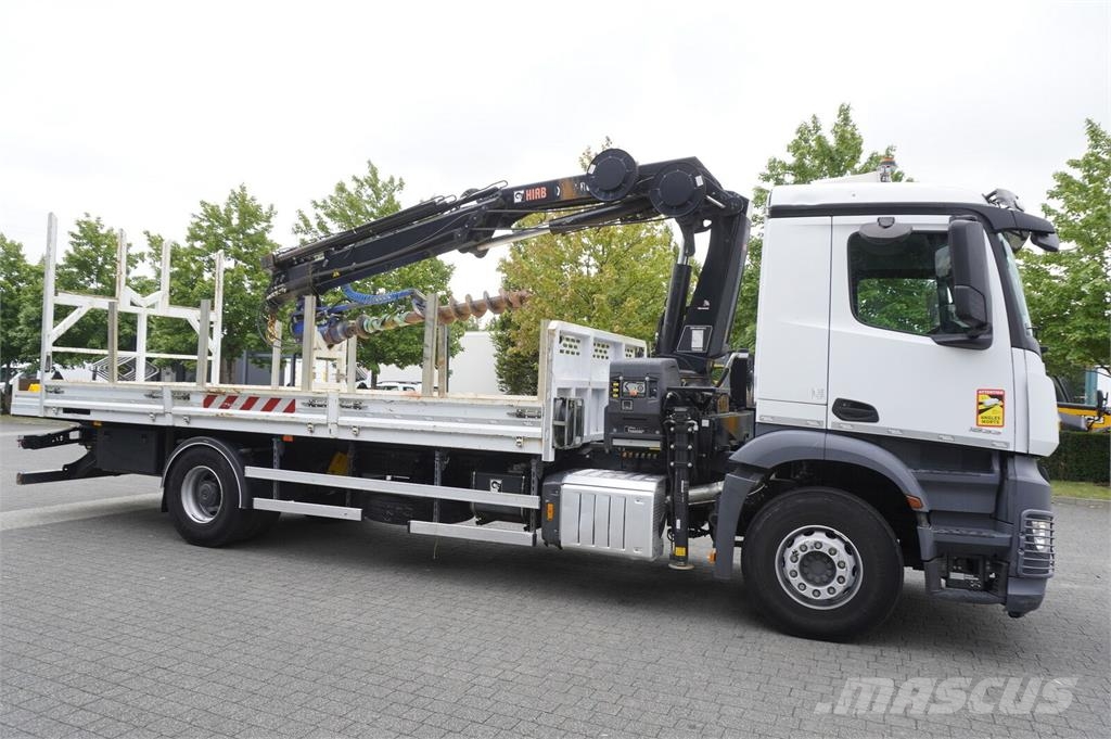 Mercedes-Benz Arocs 1833 4×2 / 50 tho. km! / HIAB X-HIPRO 192 ES رافعات مجنزرة