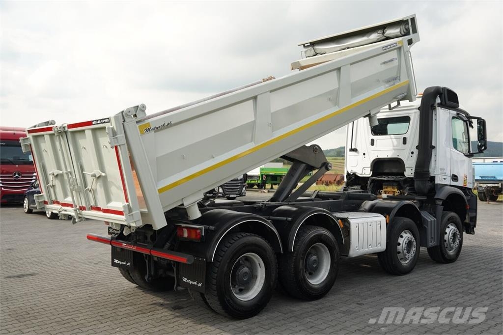 Mercedes-Benz AROCS 3240 / 8x4 / WYWROTKA DWUSTRONNA - 5,7 M / H Kiperi kamioni