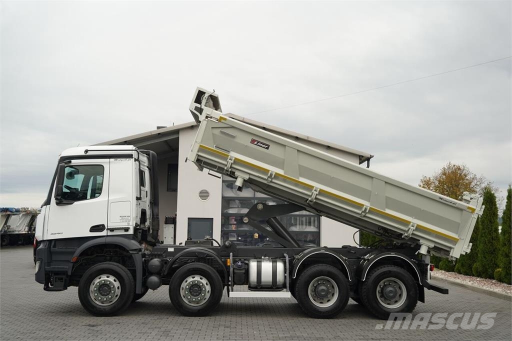 Mercedes-Benz AROCS 3240 / 8x4 / WYWROTKA - 5,7 M / HYDROBURTA / Camion benne