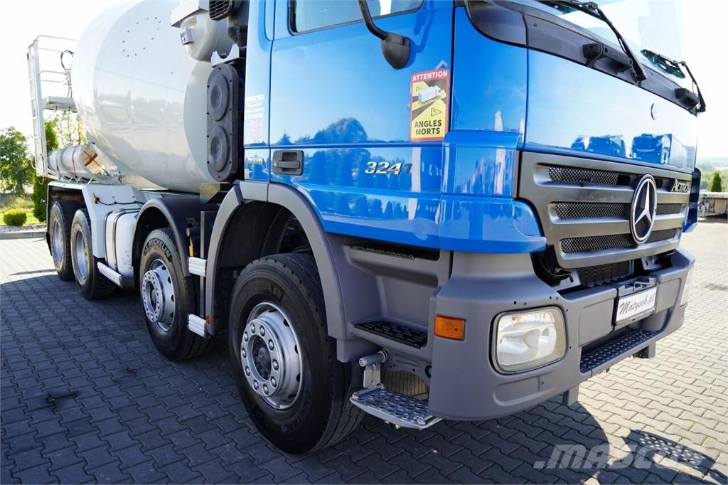 Mercedes-Benz AROCS 3241 / 8x4 / GRUSZKA / BETONOMIESZARKA / LIE Betonmischer