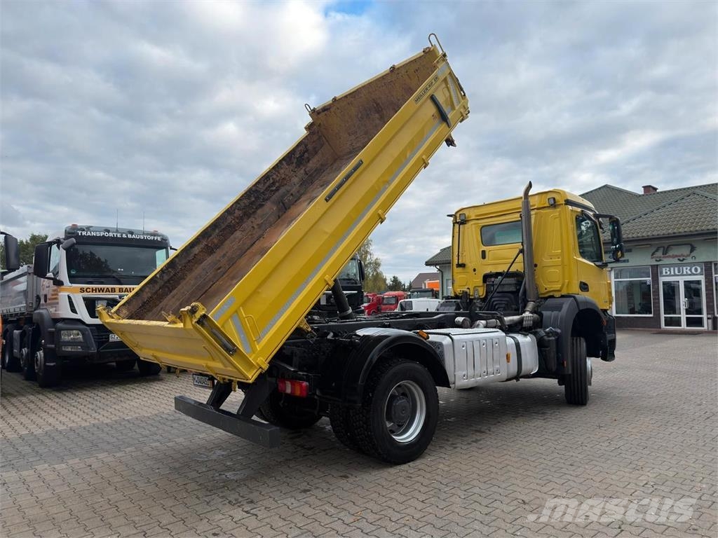 Mercedes-Benz AROCS 1835 Lastbiler med tip