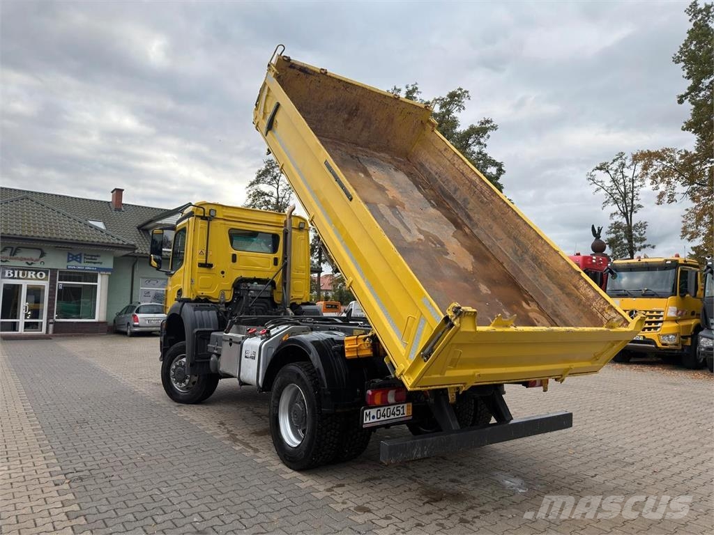 Mercedes-Benz AROCS 1835 Lastbiler med tip