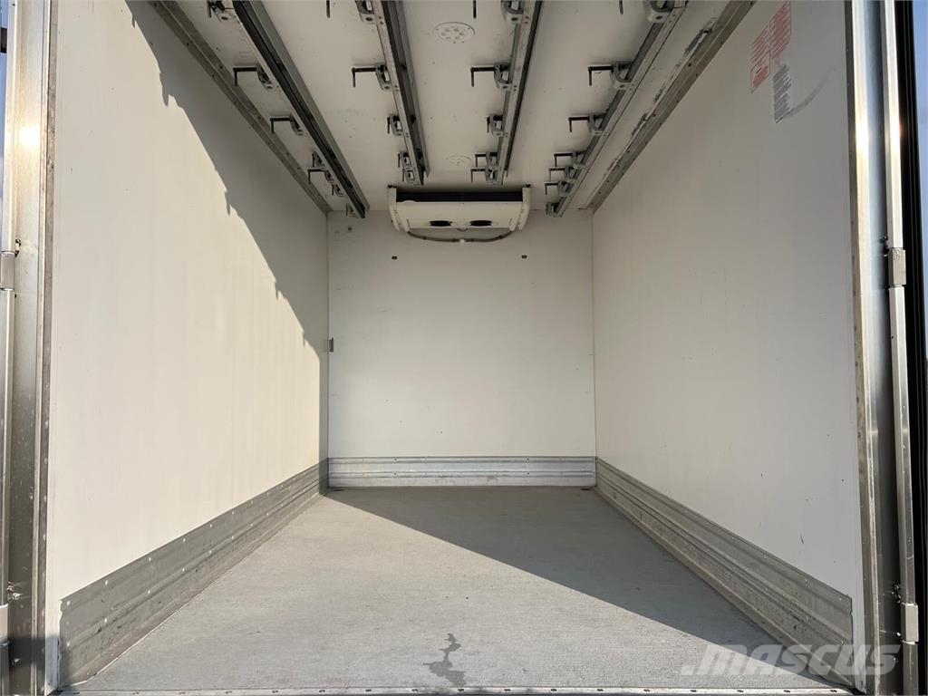Mercedes-Benz ATEGO 816 REFRIGERATOR BODY HOOK ROHRBAHNEN 온도 조절식 트럭