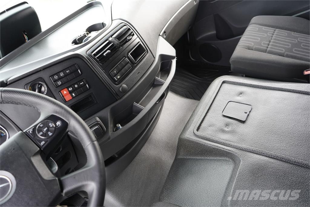 Mercedes-Benz ATEGO / 1221 / ACC / EURO 6 / KONTENER + WINDA / 1 Camion Fourgon