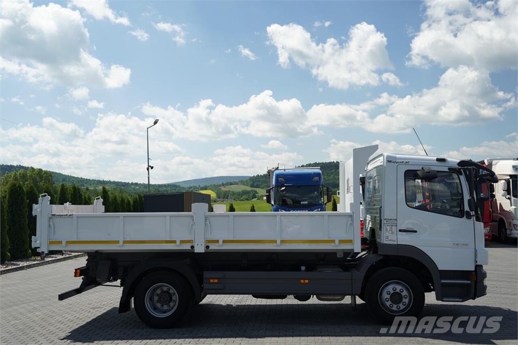 Mercedes-Benz ATEGO 1524 / 4x2 / WYWROTKA 5 M / MANUAL / 自卸式货车