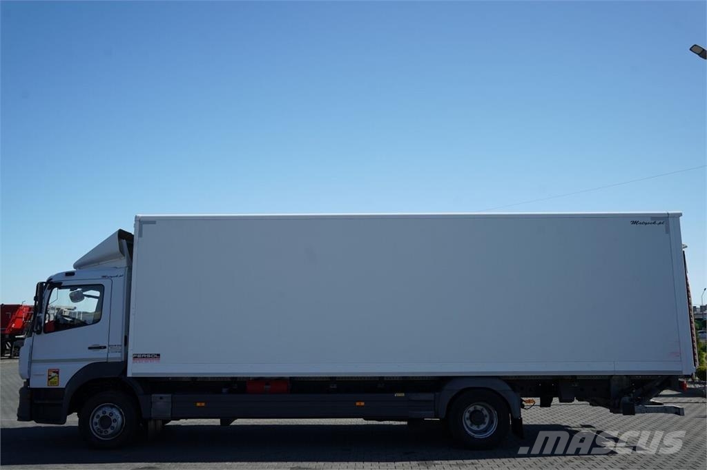 Mercedes-Benz ATEGO 1221 Camion Fourgon