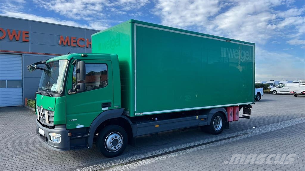 Mercedes-Benz ATEGO 1218 CONTAINER LIFT 1500 kg Camion Fourgon