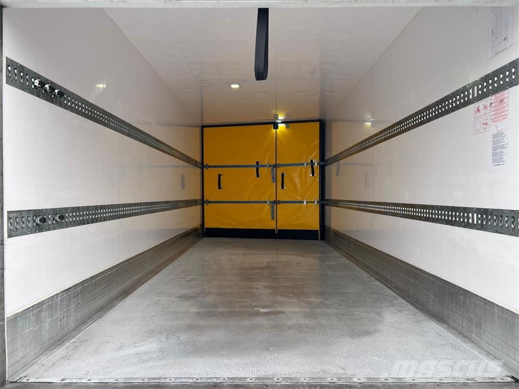 Mercedes-Benz Atego 1230 REFRIGERATOR THERMOKING V800 MAX LIFT Chłodnie samochodowe